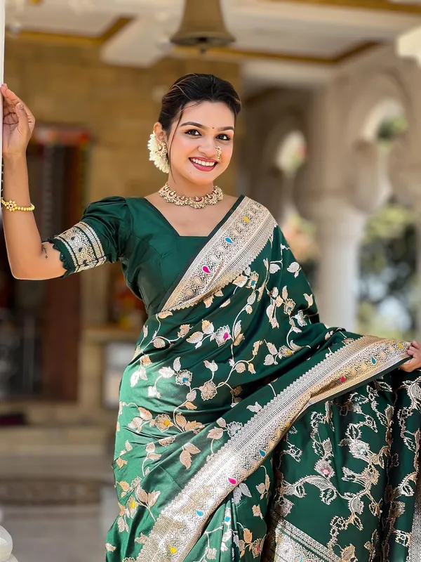 Banarasi_Silk_Jacquard_Saree_With_Blouse_Piece