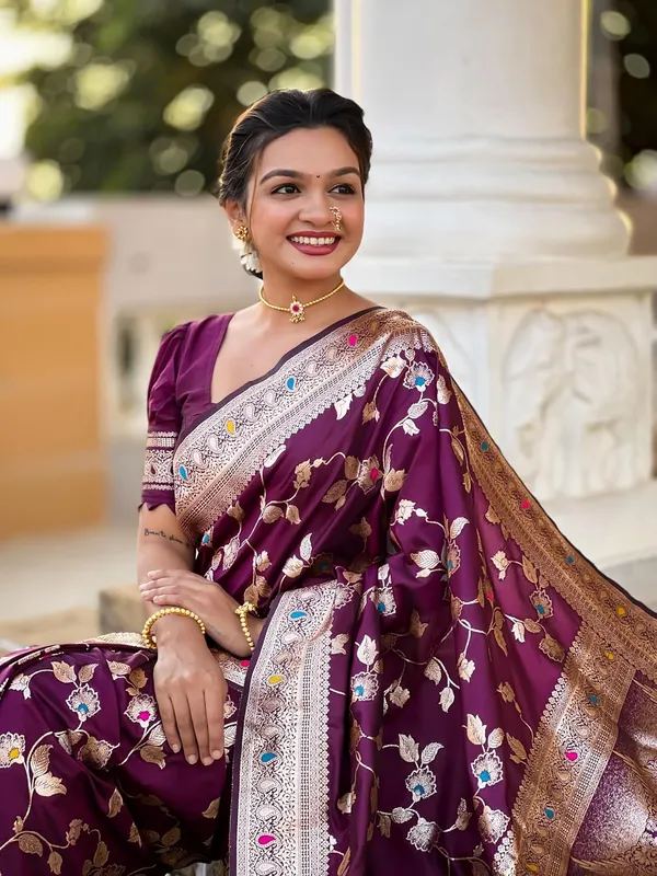 Women_Banarasi_Silk_Jacquard_Saree_With_Blouse_Piece