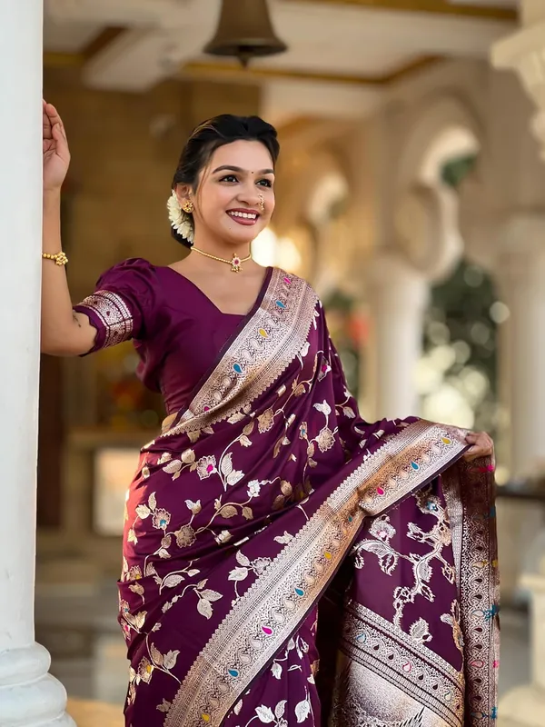 Women_Banarasi_Silk_Jacquard_Saree_With_Blouse_Piece