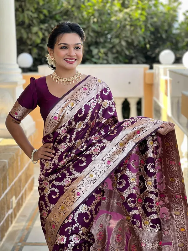 Women_Banarasi_Silk_Blend_Saree_With_Blouse_Piece