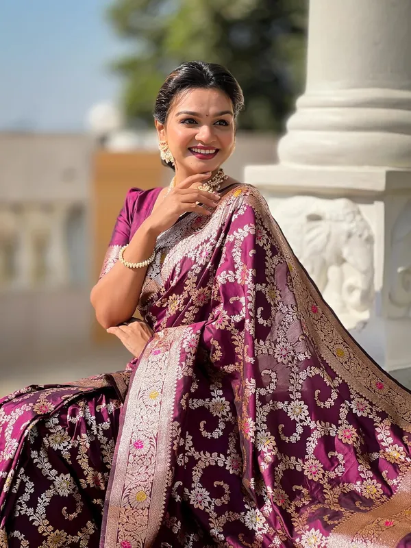 Women_Banarasi_Silk_Blend_Saree_With_Blouse_Piece