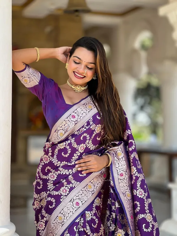 Banarasi_Silk_Blend_Saree_With_Blouse_Piece