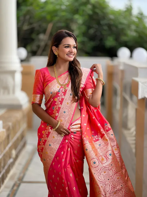 Banarasi_Silk_Kanjivaram_Saree_With_Blouse_Piece