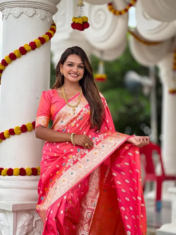 Banarasi_Silk_Kanjivaram_Saree_With_Blouse_Piece