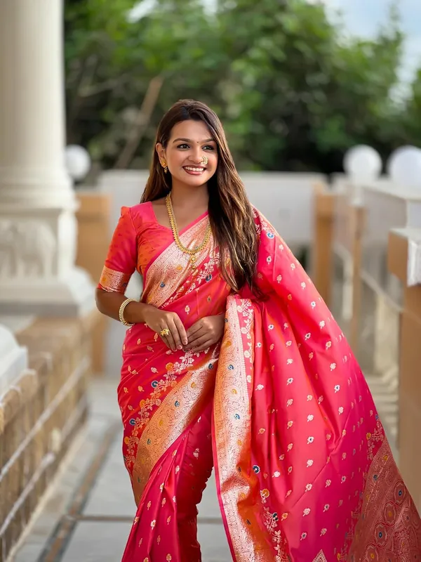 Banarasi_Silk_Kanjivaram_Saree_With_Blouse_Piece