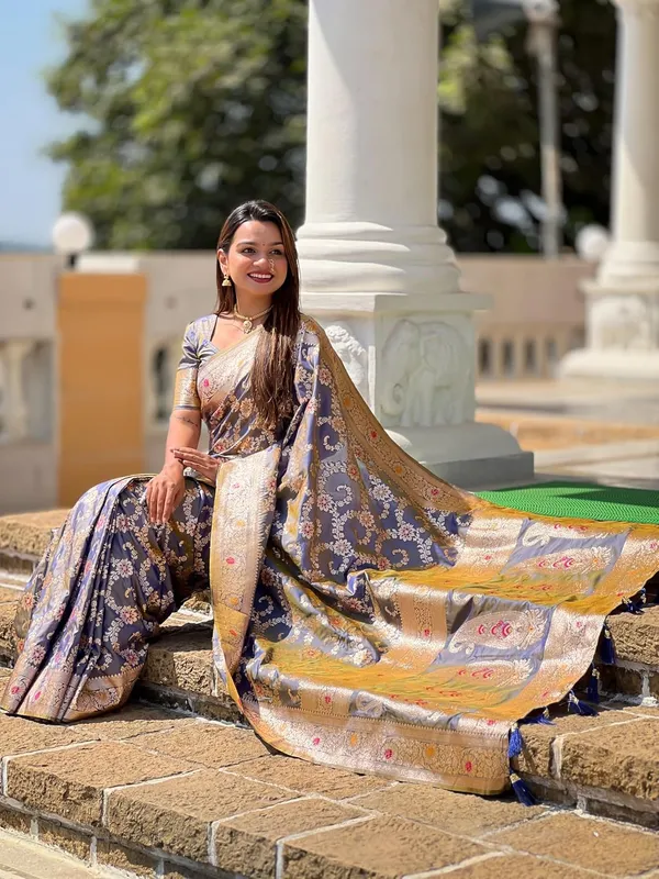 Banarasi_Silk_Blend_Saree_With_Blouse_Piece