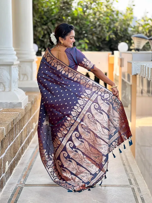 Banarasi_Silk_Jacquard_Saree_With_Blouse_Piece