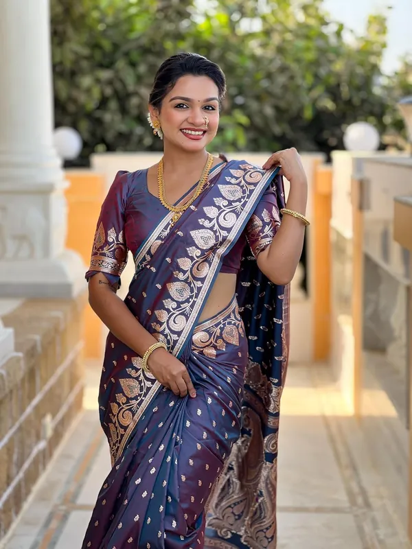 Banarasi_Silk_Jacquard_Saree_With_Blouse_Piece