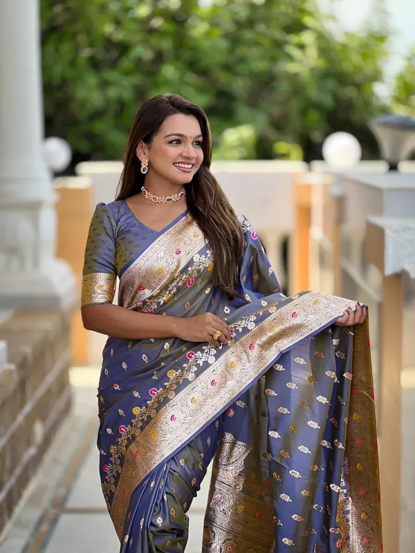 Banarasi_Silk_Kanjivaram_Saree_With_Blouse_Piece