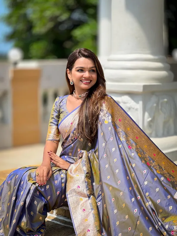 Banarasi_Silk_Kanjivaram_Saree_With_Blouse_Piece