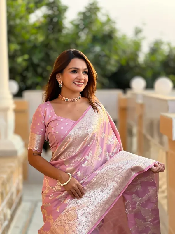Banarasi_Silk_Jacquard_Saree_With_Blouse_Piece
