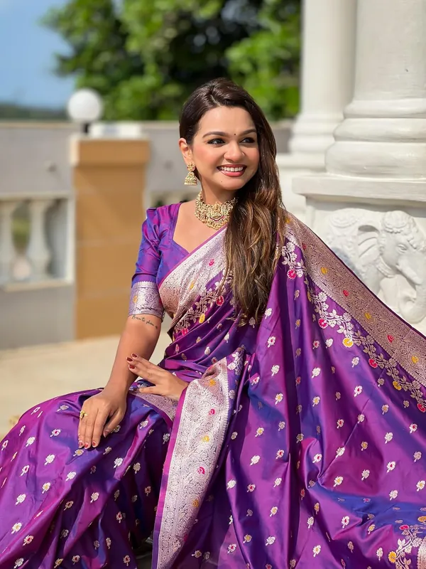 Banarasi_Silk_Kanjivaram_Saree_With_Blouse_Piece