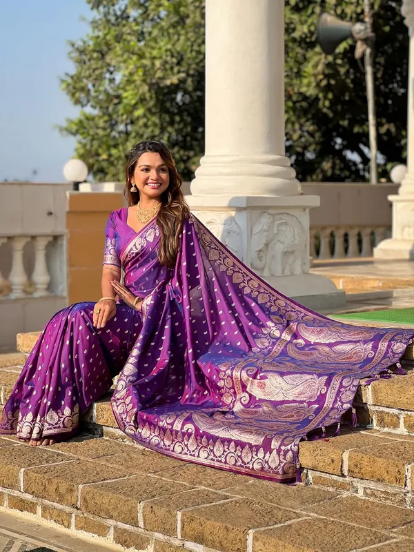 Banarasi_Silk_Jacquard_Saree_With_Blouse_Piece
