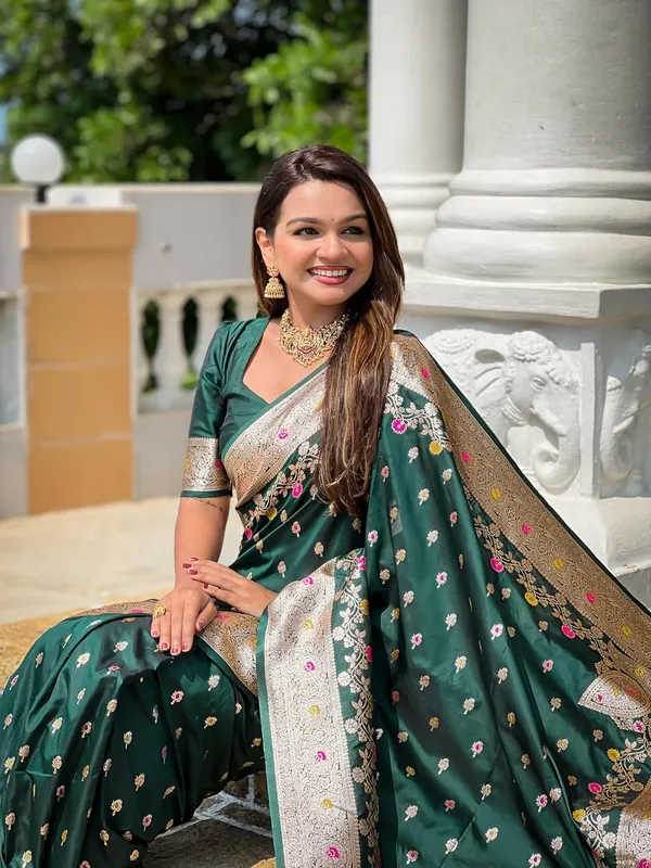 Banarasi_Silk_Kanjivaram_Saree_With_Blouse_Piece