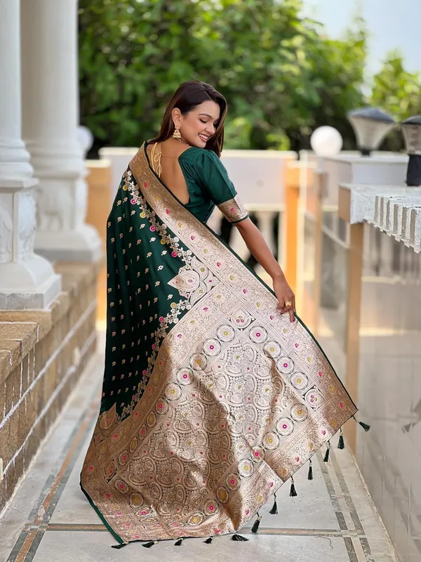 Banarasi_Silk_Kanjivaram_Saree_With_Blouse_Piece