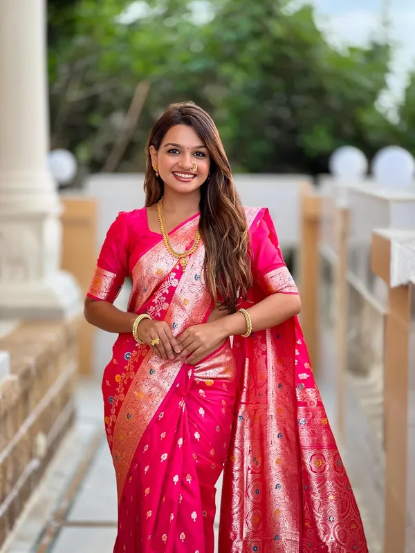 Banarasi_Silk_Kanjivaram_Saree_With_Blouse_Piece