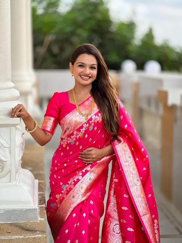 Banarasi_Silk_Kanjivaram_Saree_With_Blouse_Piece