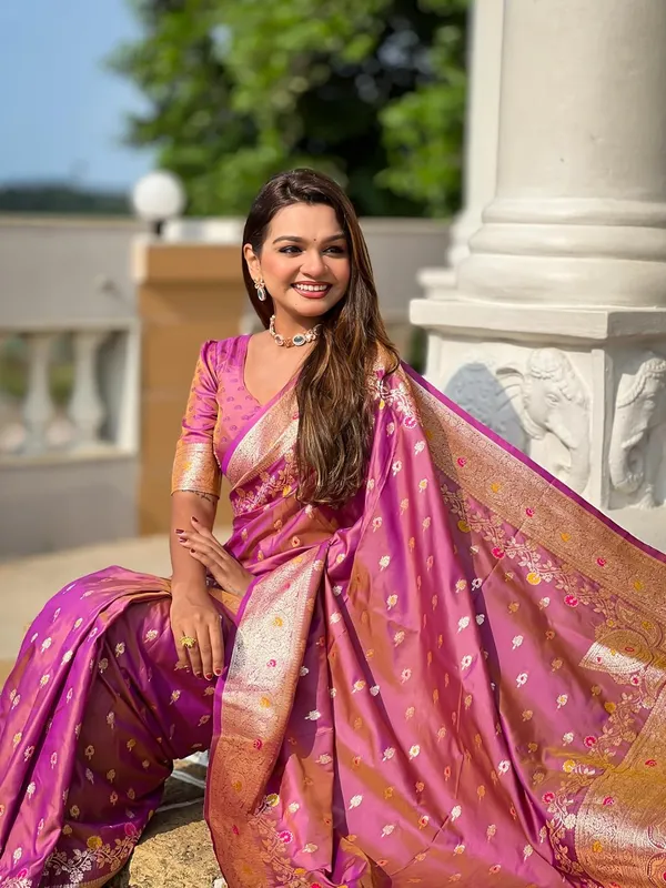 Banarasi_Silk_Kanjivaram_Saree_With_Blouse_Piece