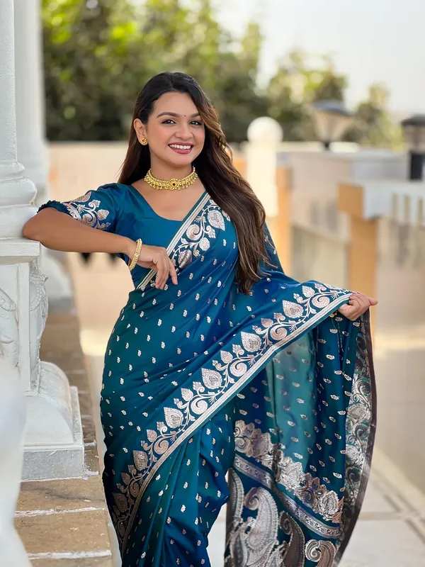 Banarasi_Silk_Jacquard_Saree_With_Blouse_Piece