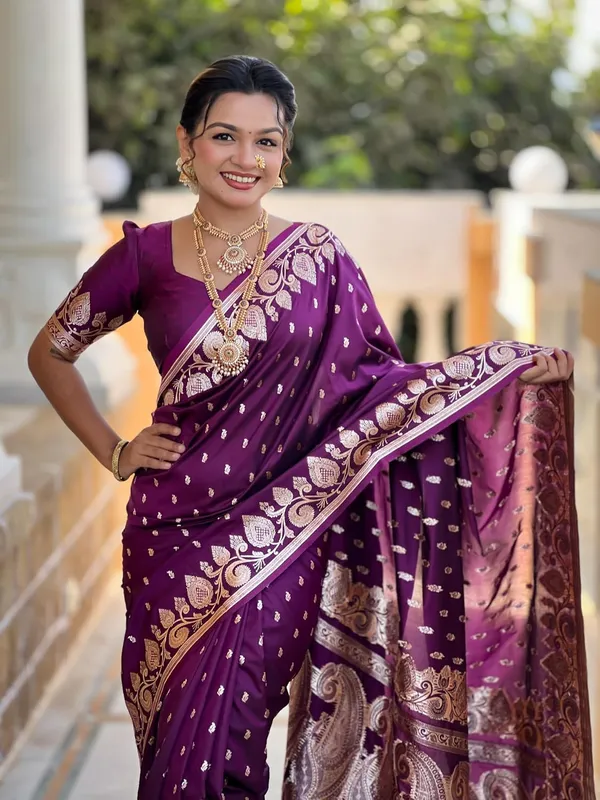 Banarasi_Silk_Jacquard_Saree_With_Blouse_Piece