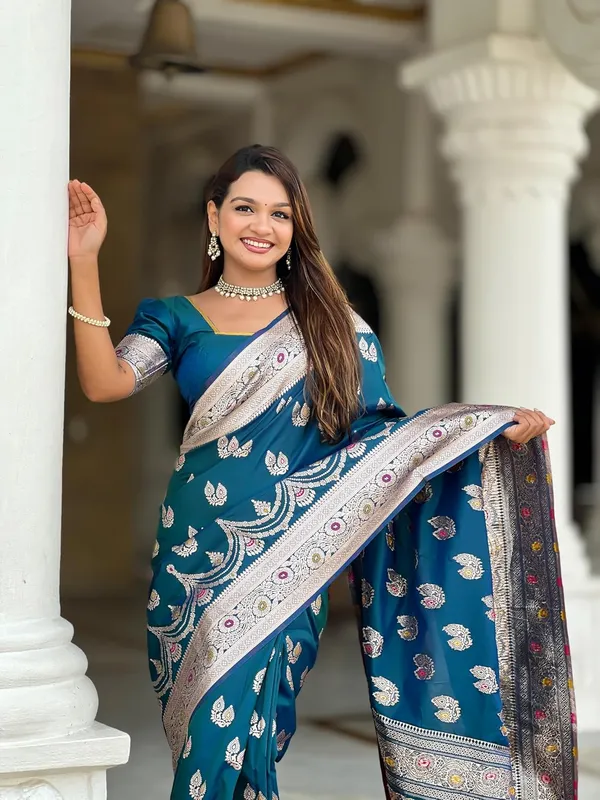 Banarasi_Silk_Jacquard_Saree_With_Blouse_Piece