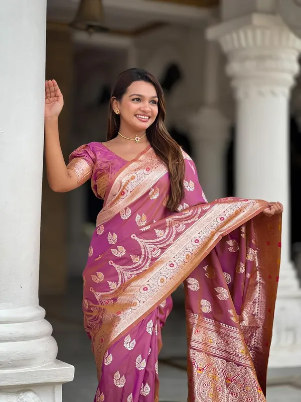 Banarasi_Silk_Jacquard_Saree_With_Blouse_Piece