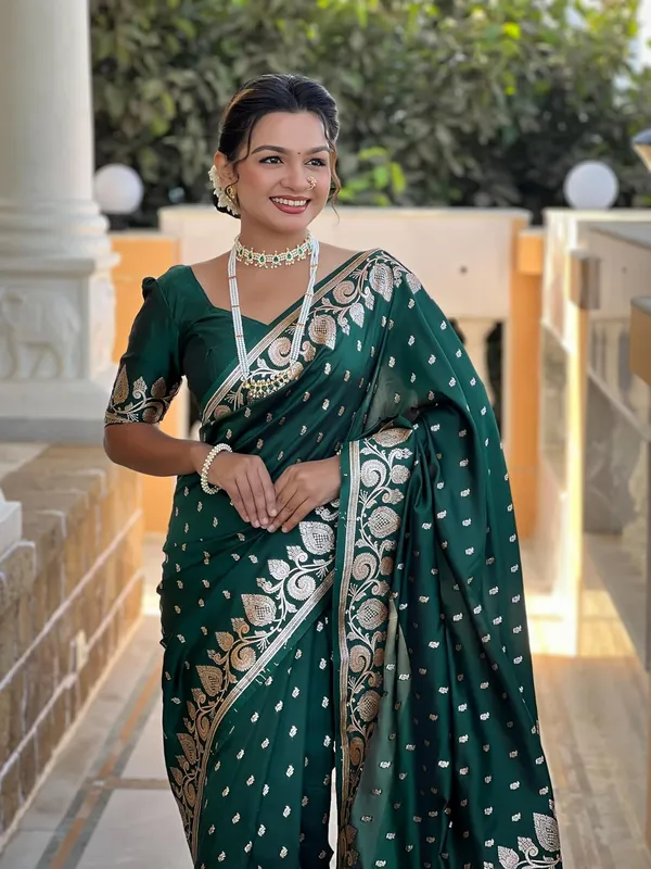 Banarasi_Silk_Jacquard_Saree_With_Blouse_Piece
