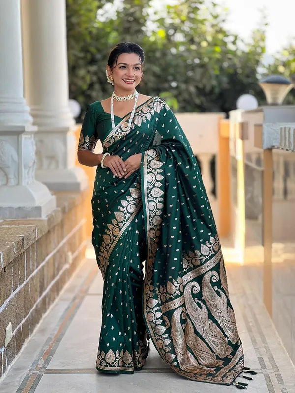 Banarasi_Silk_Jacquard_Saree_With_Blouse_Piece