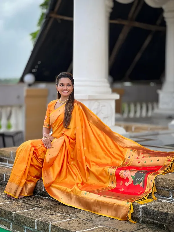 Women_Litchi_Silk_Paithani_Jacquard_Saree_With_Blouse_Piece