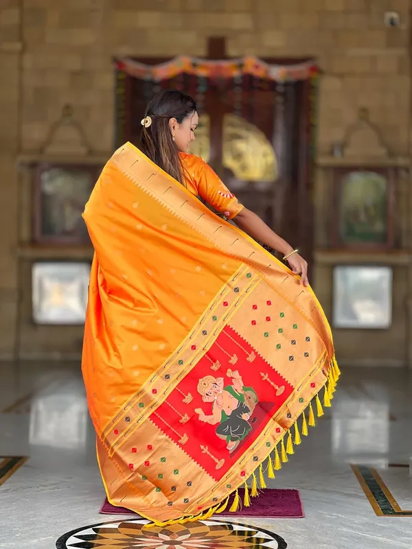 Women_Litchi_Silk_Paithani_Jacquard_Saree_With_Blouse_Piece