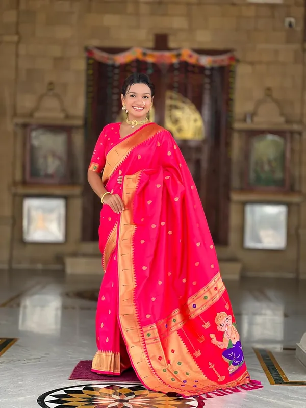 Women_Litchi_Silk_Paithani_Jacquard_Saree_With_Blouse_Piece
