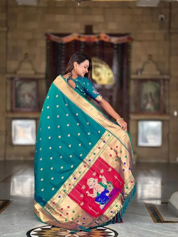 Women_Litchi_Silk_Paithani_Jacquard_Saree_With_Blouse_Piece