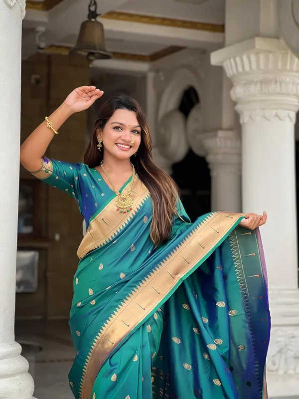 Women_Litchi_Silk_Paithani_Jacquard_Saree_With_Blouse_Piece