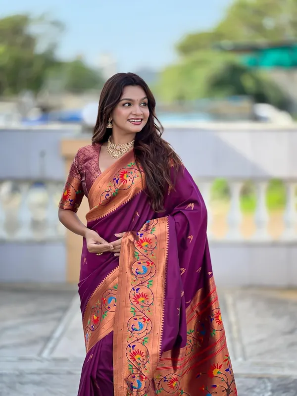 Women_Litchi_Silk_Paithani_Jacquard_Saree_With_Blouse_Piece