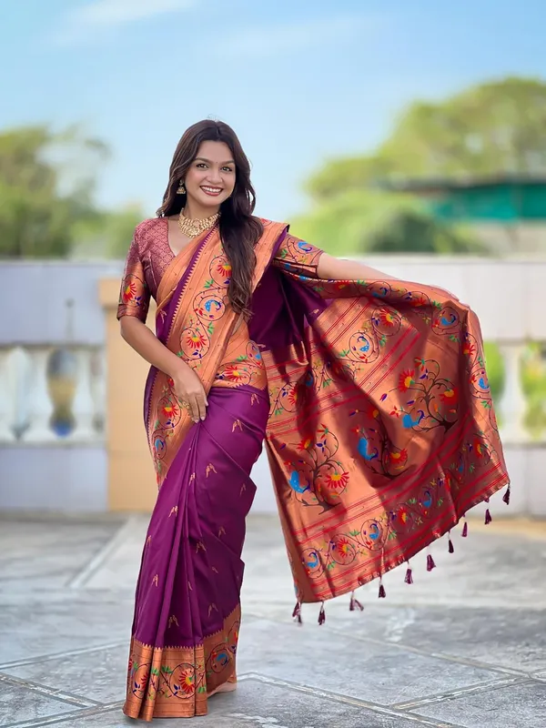 Women_Litchi_Silk_Paithani_Jacquard_Saree_With_Blouse_Piece