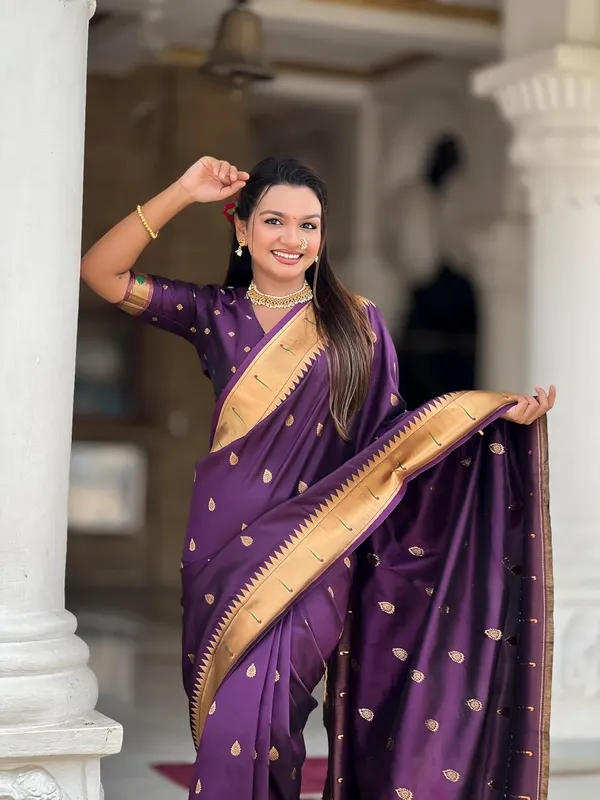Women_Litchi_Silk_Paithani_Jacquard_Saree_With_Blouse_Piece