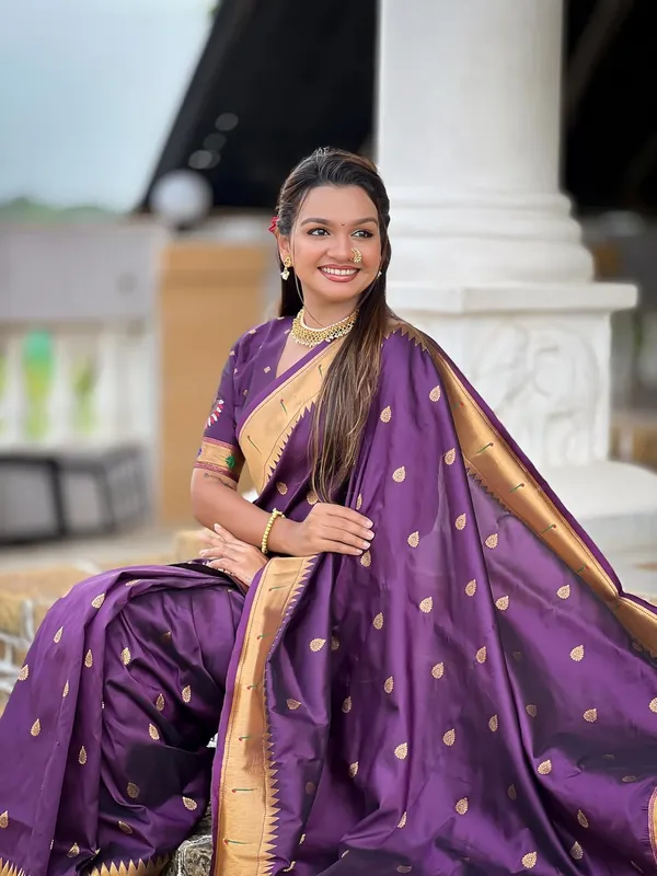 Women_Litchi_Silk_Paithani_Jacquard_Saree_With_Blouse_Piece