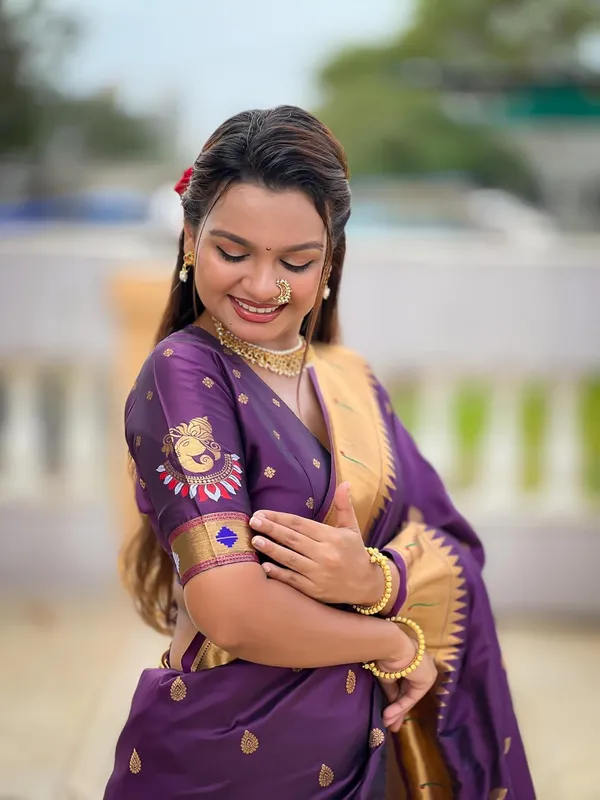 Women_Litchi_Silk_Paithani_Jacquard_Saree_With_Blouse_Piece
