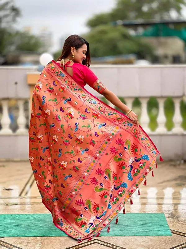 Women_Litchi_Silk_Paithani_Jacquard_Saree_With_Unstitched_Blouse_Piece