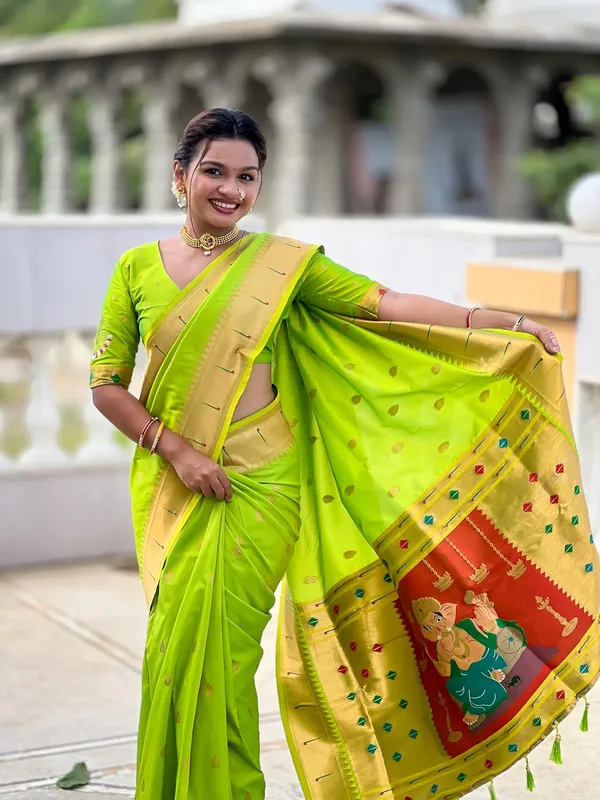 Women_Litchi_Silk_Paithani_Jacquard_Saree_With_Blouse_Piece