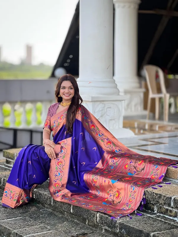 Women_Litchi_Silk_Paithani_Jacquard_Saree_With_Blouse_Piece