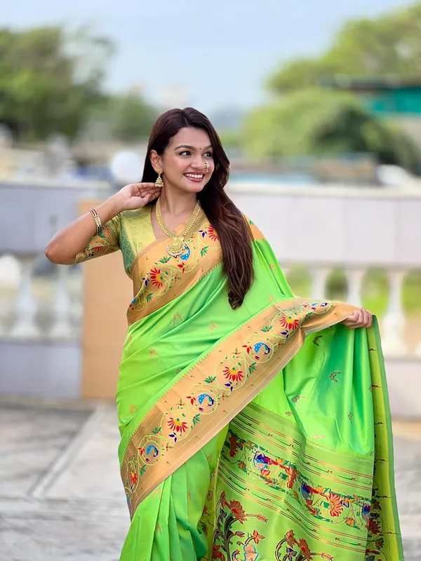 WoMensilk_Paithani_Jacquard_Saree_With_Blouse_Piece