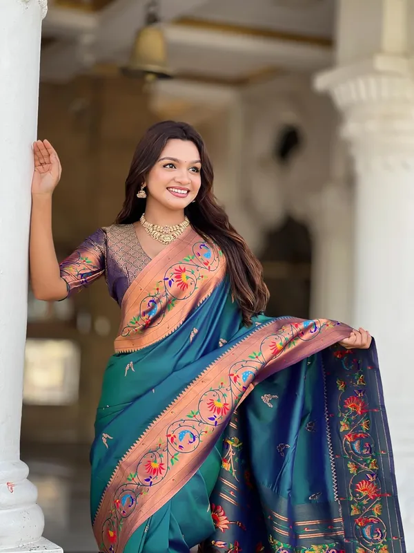 Women_Litchi_Silk_Paithani_Jacquard_Saree_With_Blouse_Piece