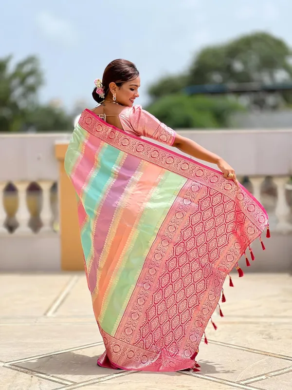 Women_Litchi_Silk_Jacquard_Saree_With_Blouse_Piece