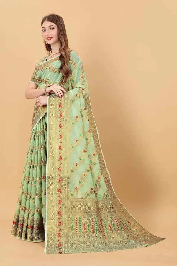 Women_Banarasi_Silk_Saree_With_Blouse_Piece