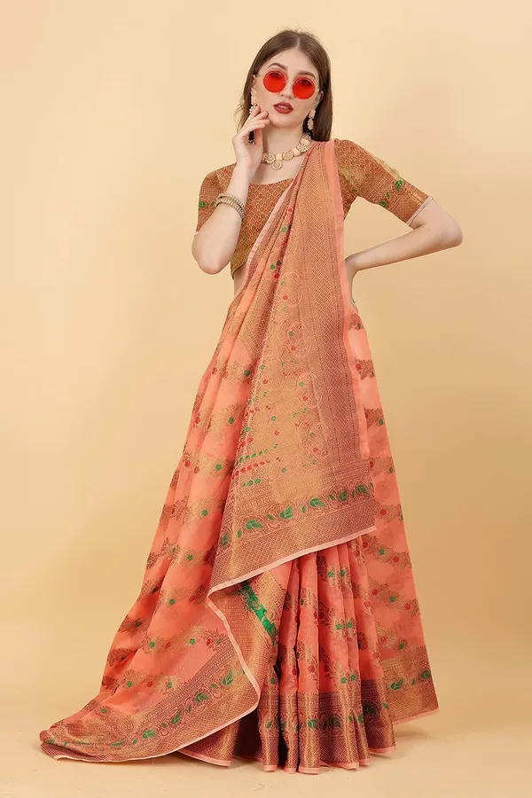Women_Banarasi_Silk_Saree_With_Blouse_Piece