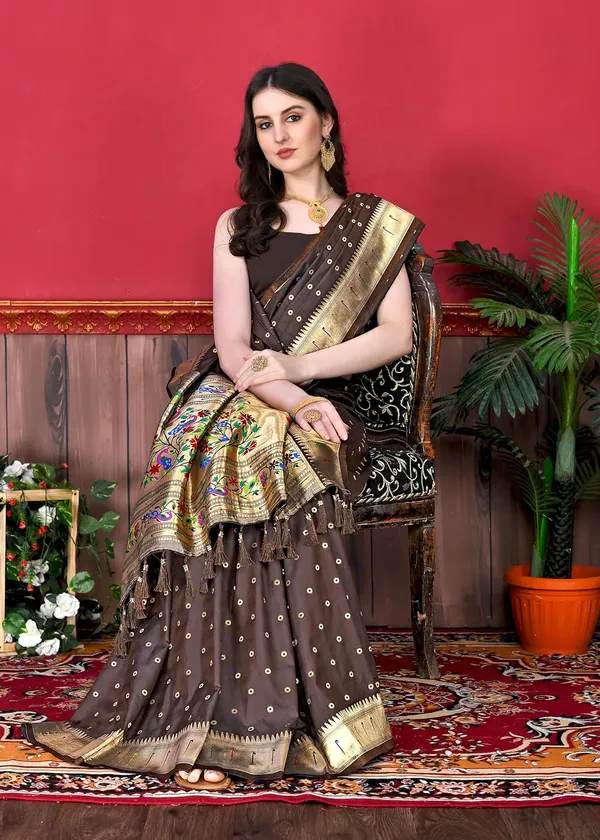 Women_Litchi_Silk_Paithani_Saree_With_Blouse_Piece