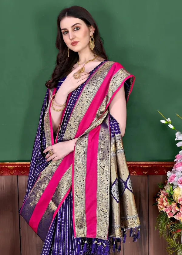 Women_Paithani_Silk_Blend_Woven_Saree_With_Unstitched_Blouse_Piece