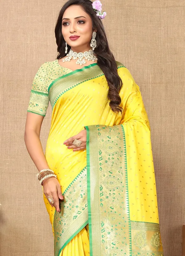 Women_Paithani_Lichi_Silk_Kanjivaram_Saree_With_Unstitched_Blouse_Piece