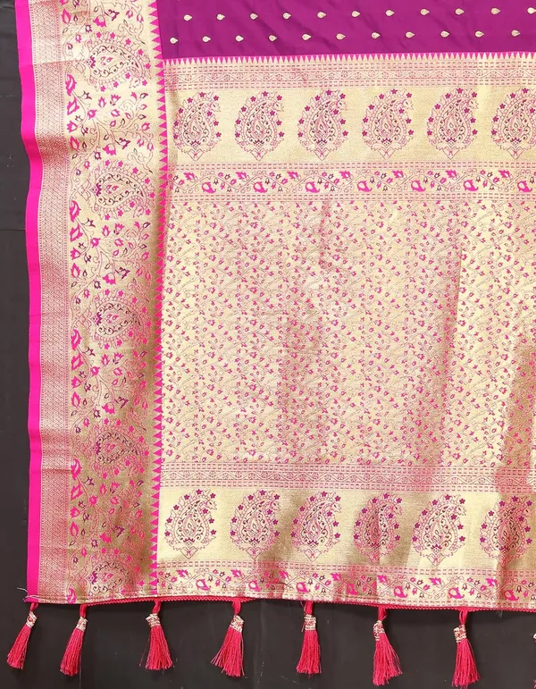 Women_Lichi_Silk_Kanjivaram_Saree_With_Unstitched_Blouse_Piece
